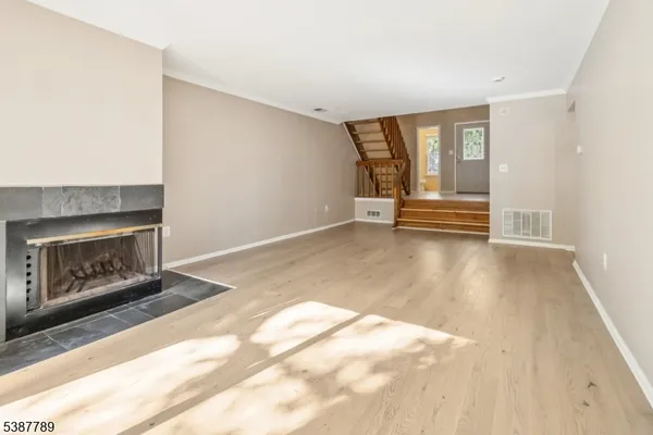 $3,400 | 10 Brookline Court, Princeton, NJ 08540