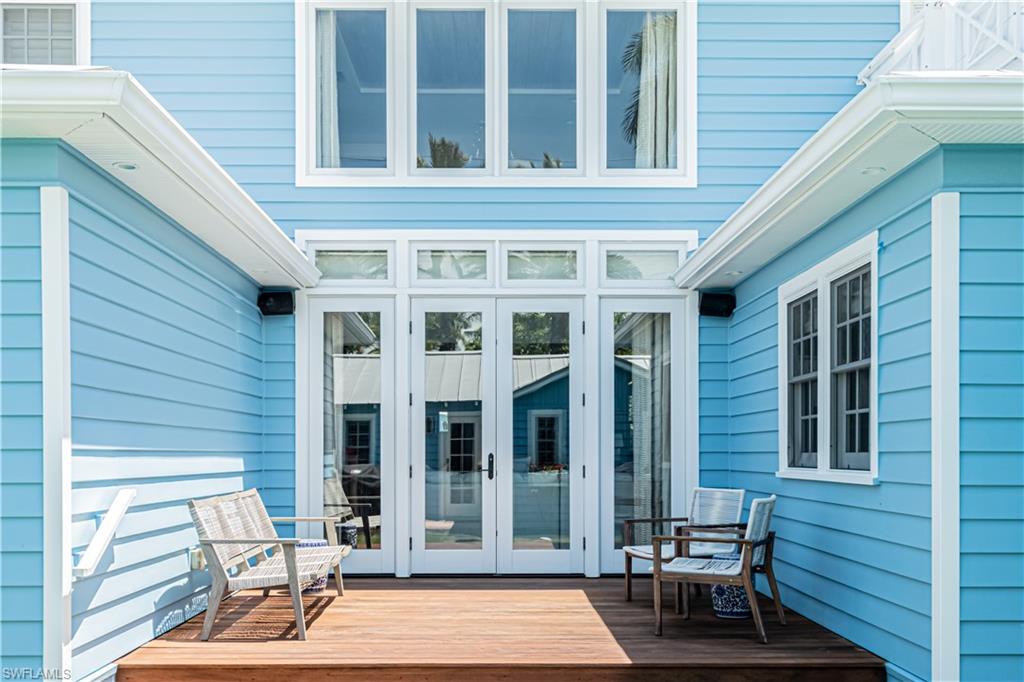 287 11th Avenue South Naples, FL 34102 - Photo 24 of 35