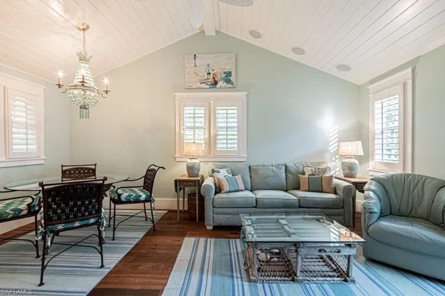 $75,000 | 287 11th Avenue South, Naples, FL 34102