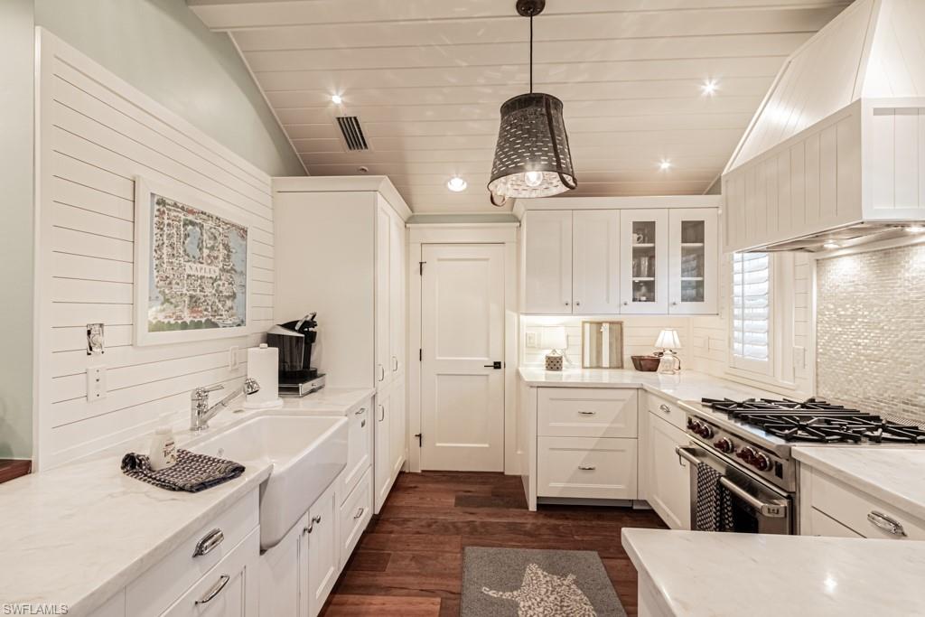 287 11th Avenue South Naples, FL 34102 - Photo 31 of 35