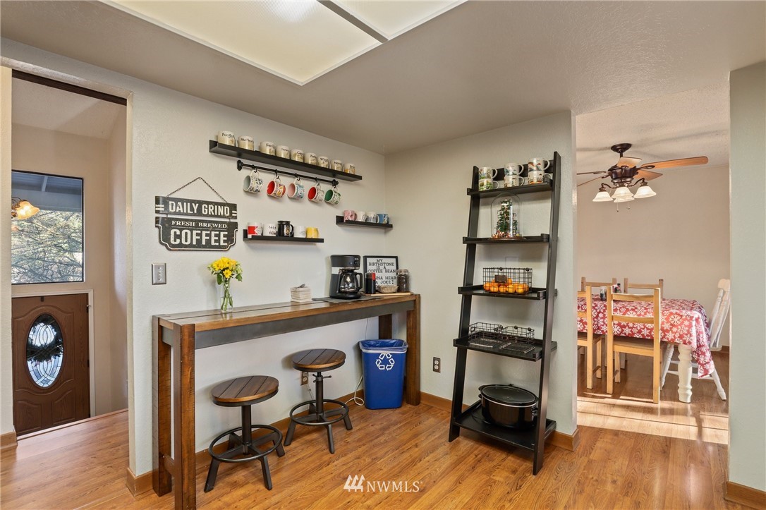 15525 Southeast 178th Place Renton, WA 98058 - Photo 12 of 31 Gallery Image 12