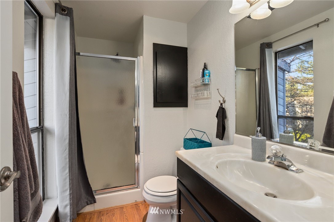 15525 Southeast 178th Place Renton, WA 98058 - Photo 19 of 31 Gallery Image 19