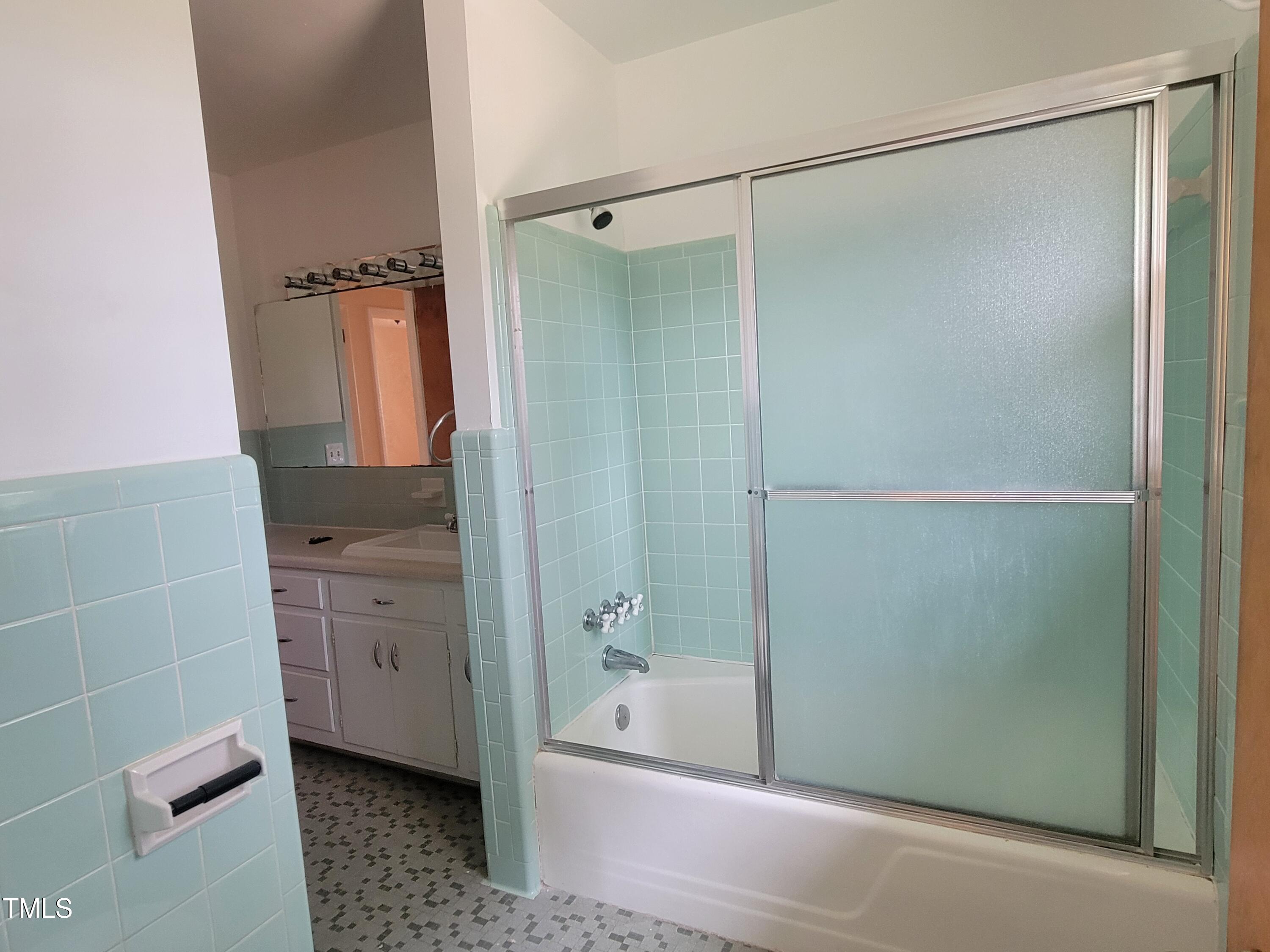 1033 Silas Moore Road Benson, NC 27504 - Photo 20 of 23 21
