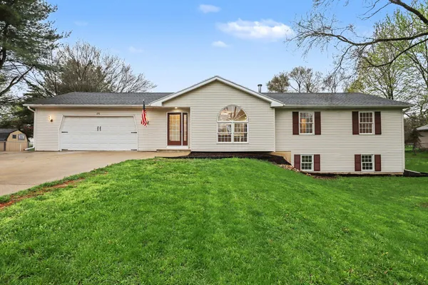 $389,000 | 676 North 10th Street, Plainwell, MI 49080