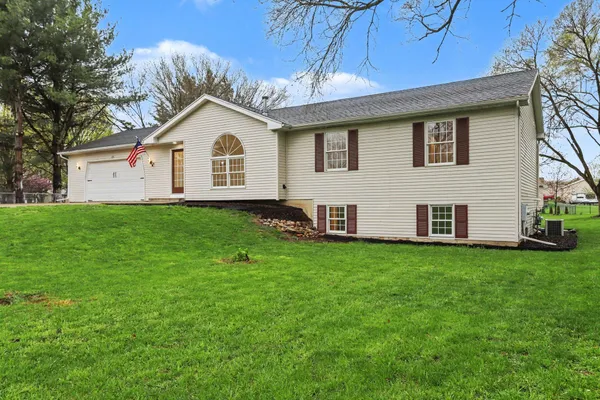 $389,000 | 676 North 10th Street, Plainwell, MI 49080