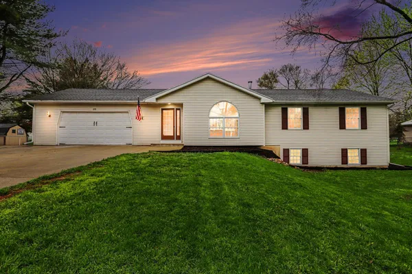 $389,000 | 676 North 10th Street, Plainwell, MI 49080