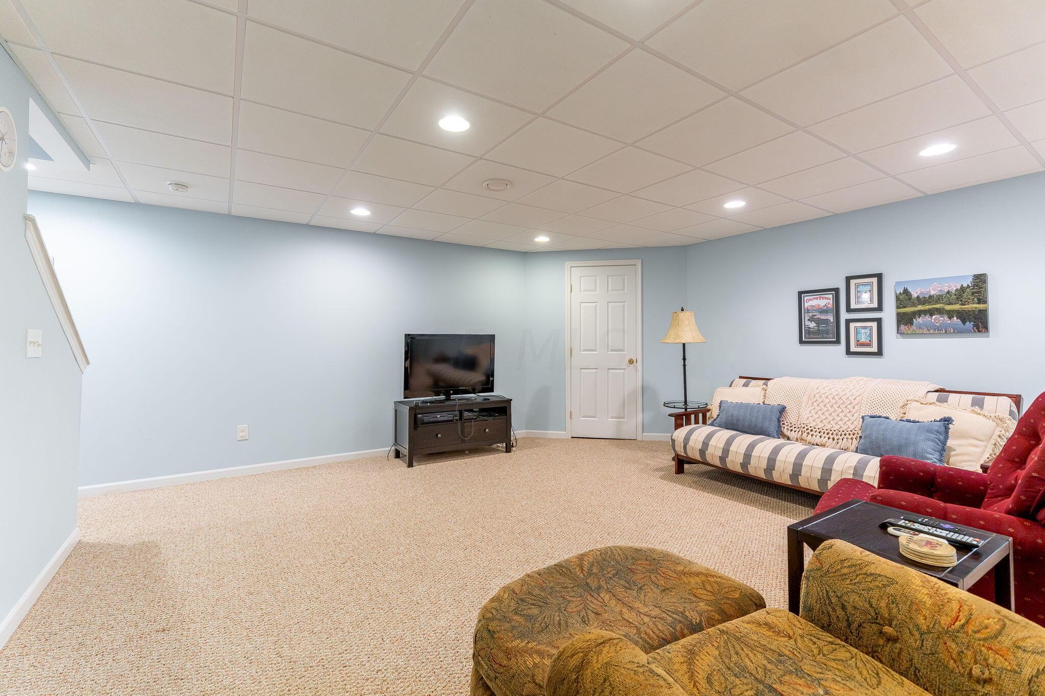 7995 Rodebaugh Road Reynoldsburg, OH 43068 - Photo 41 of 67 Tons of recessed lights
