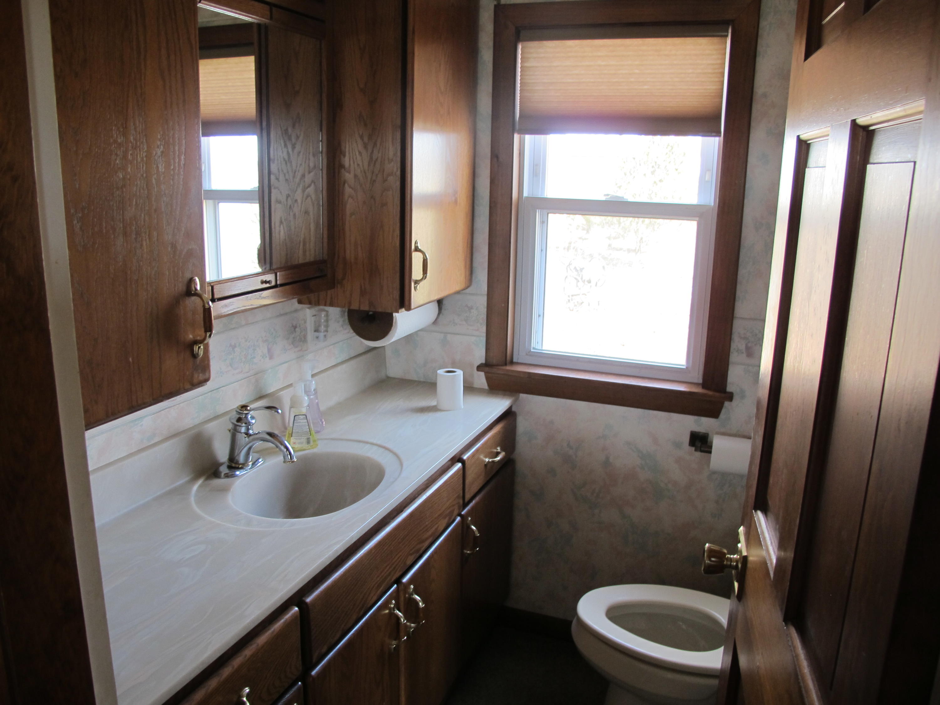 316 River Road Benton, ME 04901 - Photo 12 of 18 Bathroom