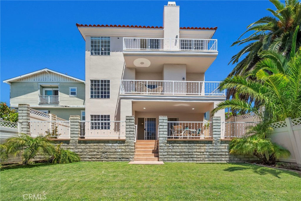 318 East Maple Avenue El Segundo, CA 90245 - Photo 3 of 73