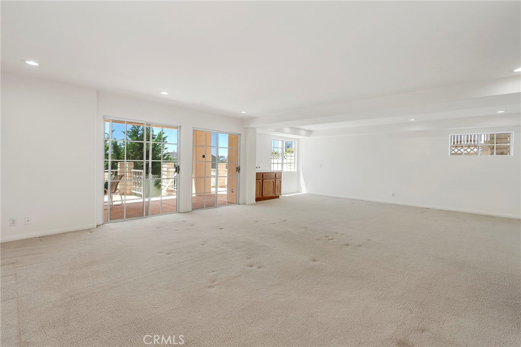 318 East Maple Avenue El Segundo, CA 90245 - Photo 58 of 73