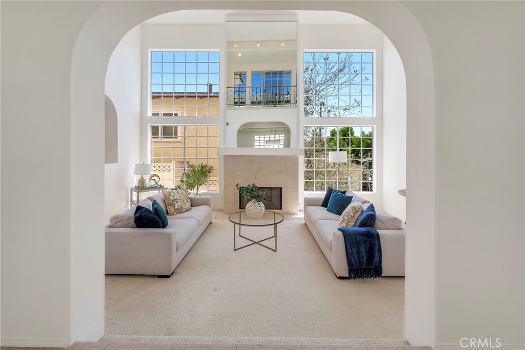 318 East Maple Avenue El Segundo, CA 90245 - Photo 7 of 73