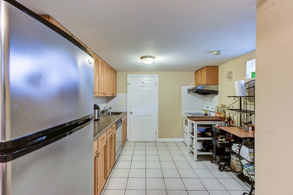 11 Edgewood Road Newton, MA 02465 - Photo 17 of 23