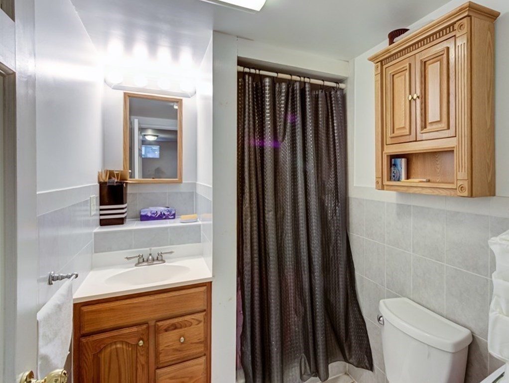 11 Edgewood Road Newton, MA 02465 - Photo 21 of 23