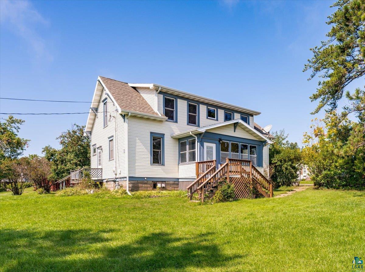 1502 8th Avenue Two Harbors, MN 55616 - Photo 1 of 33