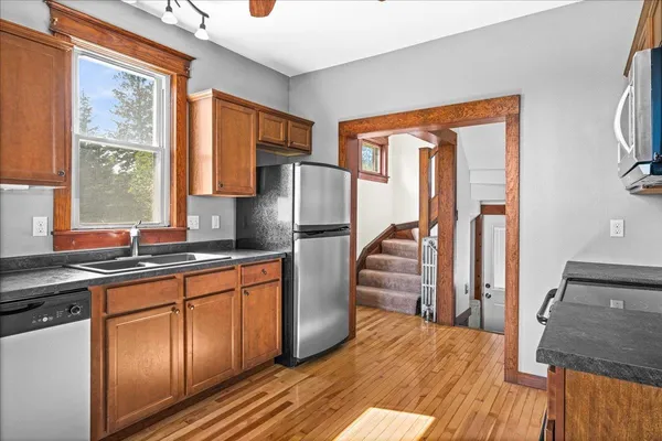 $279,900 | 1502 8th Avenue, Two Harbors, MN 55616