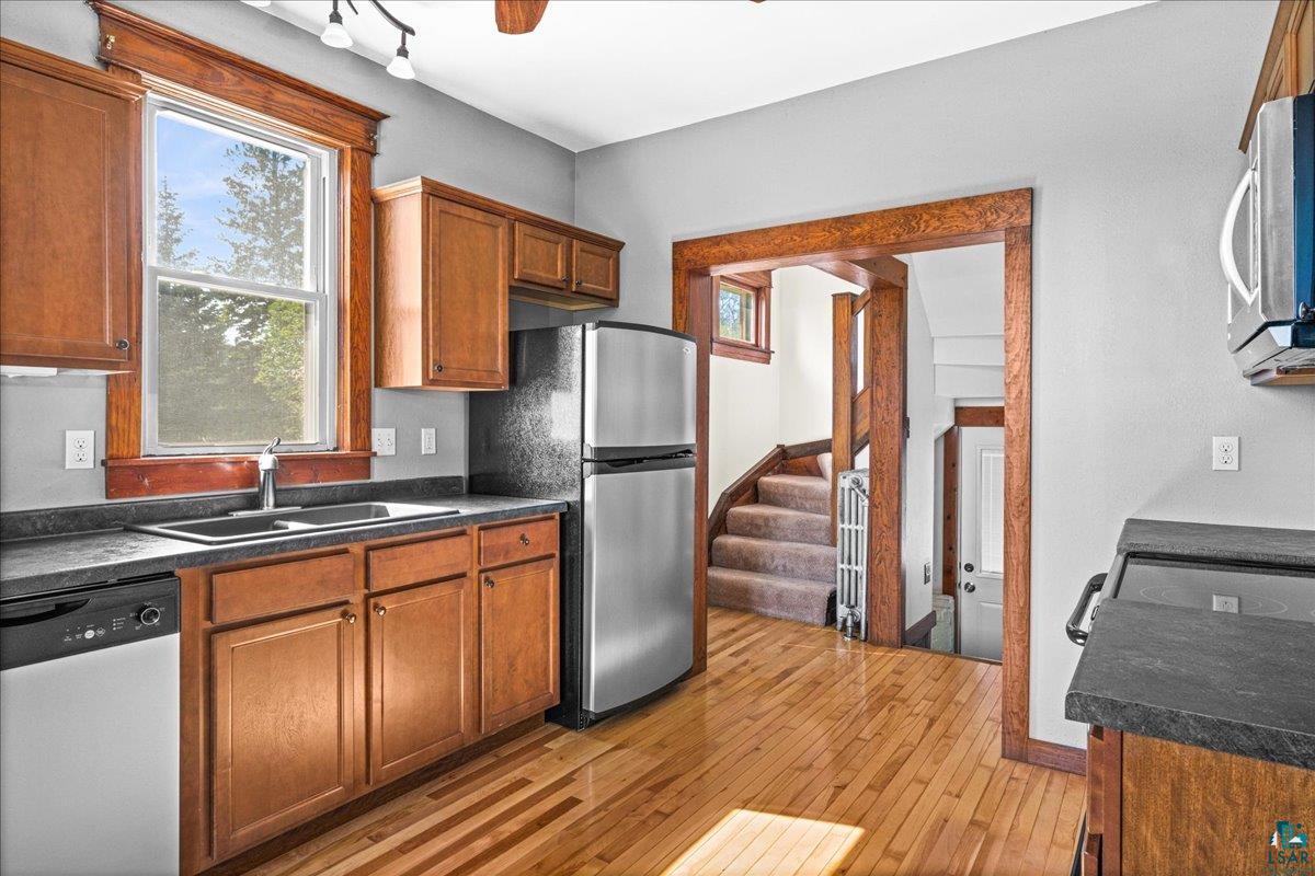 1502 8th Avenue Two Harbors, MN 55616 - Photo 12 of 33