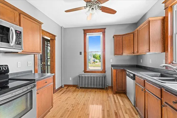 $279,900 | 1502 8th Avenue, Two Harbors, MN 55616