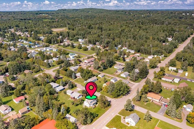 $279,900 | 1502 8th Avenue, Two Harbors, MN 55616