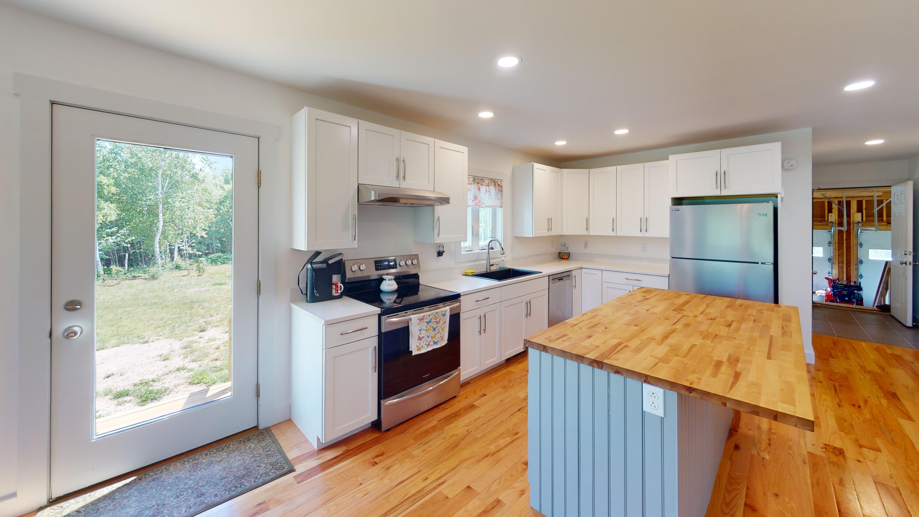 30 Heights Road Stockton Springs, ME 04981 - Photo 7 of 44 30-Heights-Rd-Stockton-Springs-Kitchen