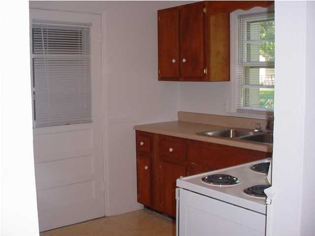 4204 Lazard Street East Ridge, TN 37412 - Photo 2 of 9 Additional Photo