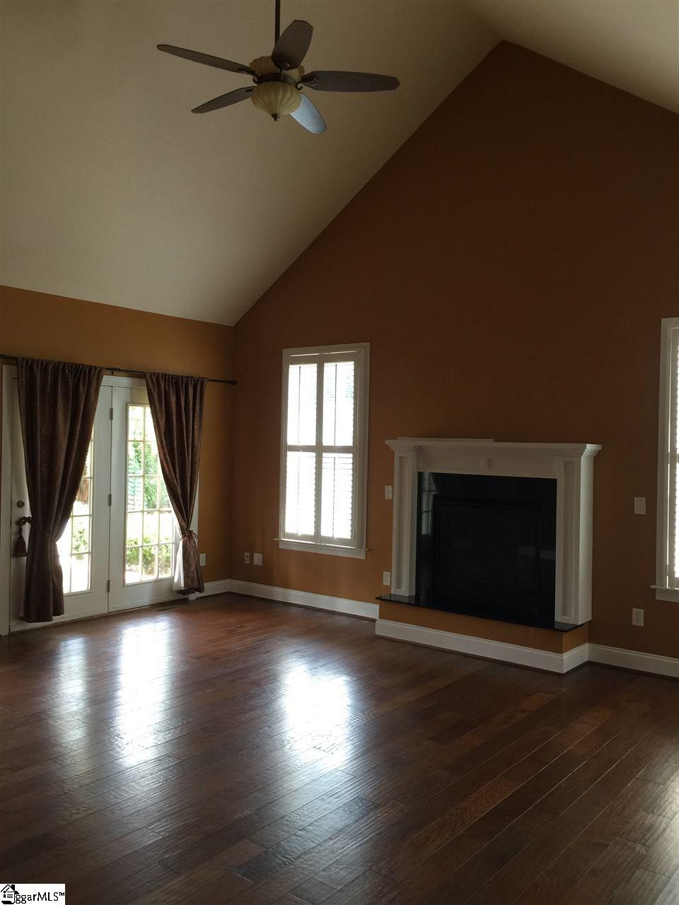 410 Park Ridge Circle Greer, SC 29651 - Photo 14 of 36 Gallery Image 14