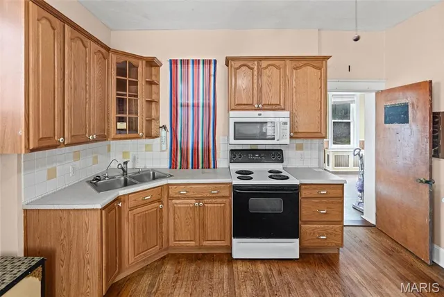 $139,000 | 310 South Church Street, Belleville, IL 62220