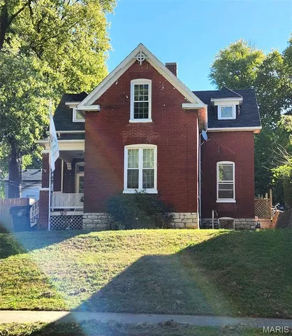 $139,000 | 310 South Church Street, Belleville, IL 62220