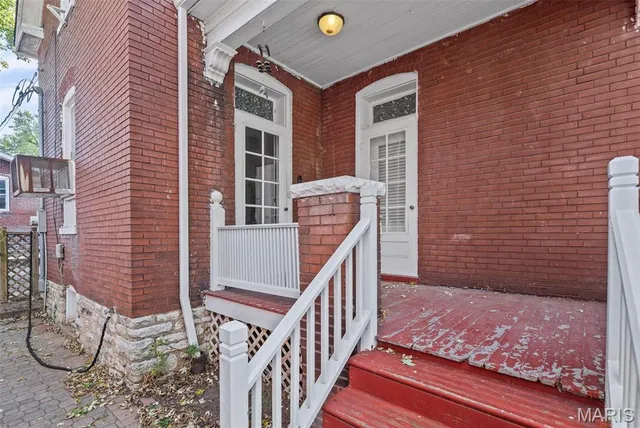 $139,000 | 310 South Church Street, Belleville, IL 62220