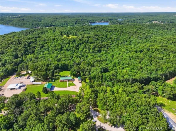 $990,000 | 14385 Twin Bays Road, Gravois Mills, MO 65037