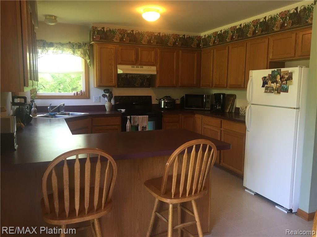 3639 Hogback Road Fowlerville, MI 48836 - Photo 5 of 17 IMG_6578.JPG
