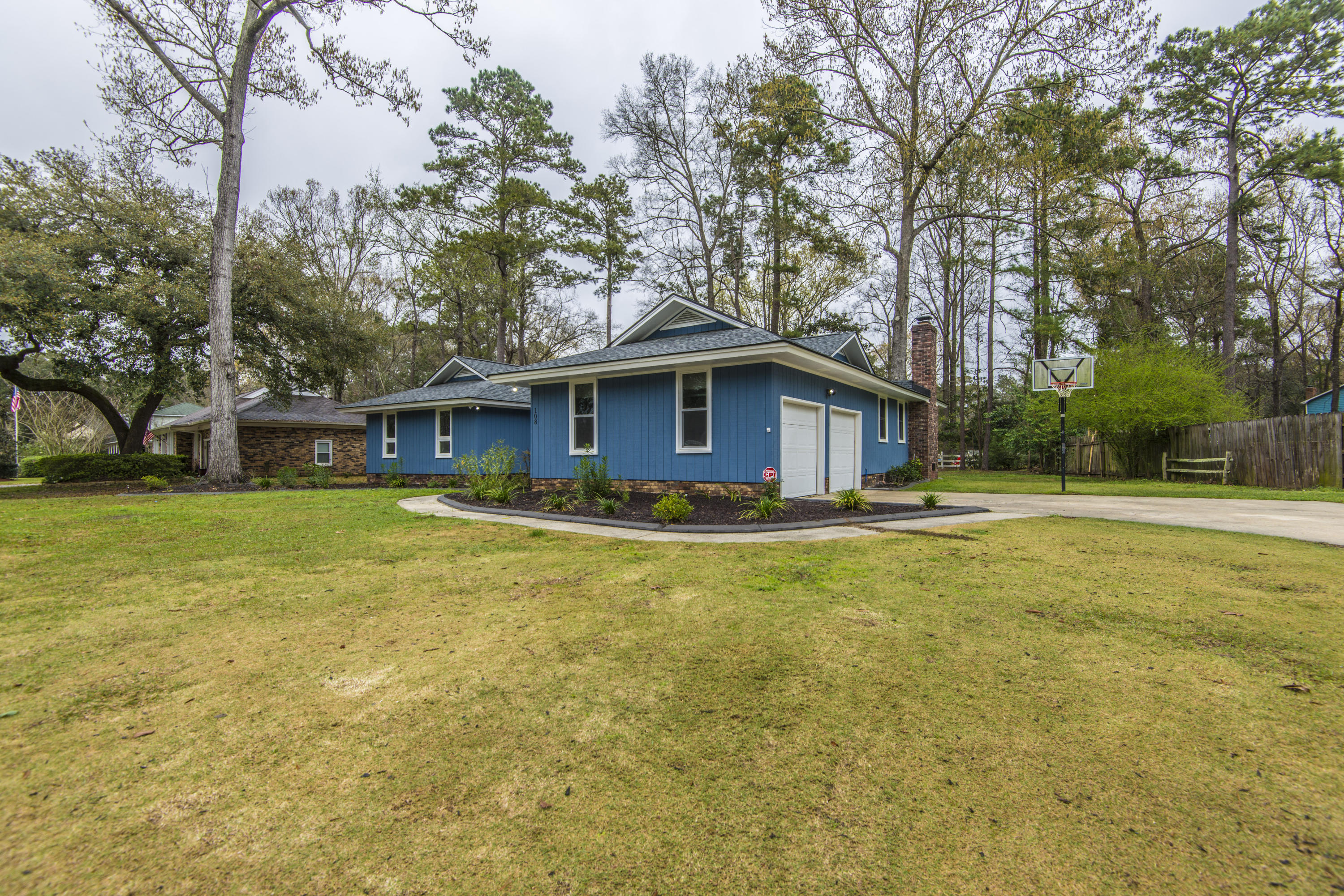 108 Sweetbriar Road Summerville, SC 29485 - Photo 26 of 29 _DSC7589