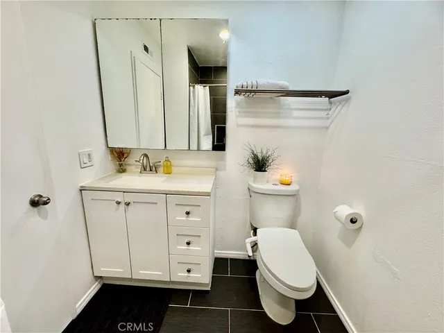 $425,000 | 10580 Lakeside Drive North, Unit E, Garden Grove, CA 92840