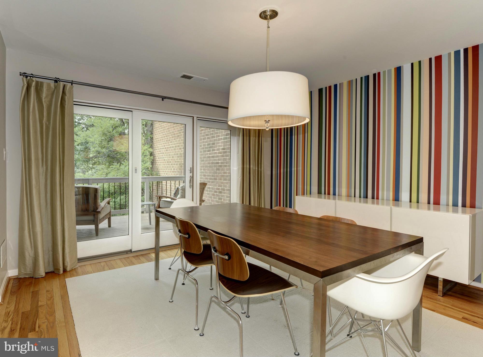 11710 Indian Ridge Road Reston, VA 20191 - Photo 12 of 30 Dining Room