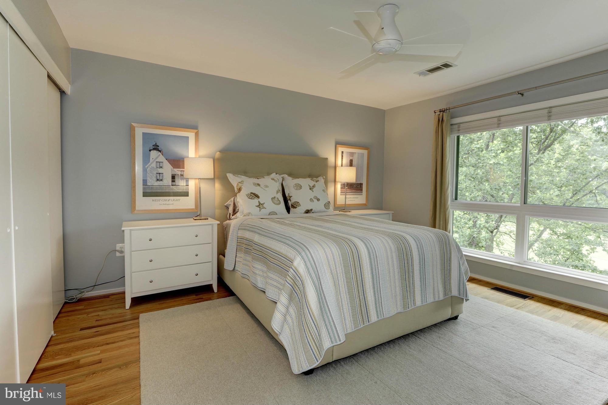 11710 Indian Ridge Road Reston, VA 20191 - Photo 16 of 30 Bedroom (Master)