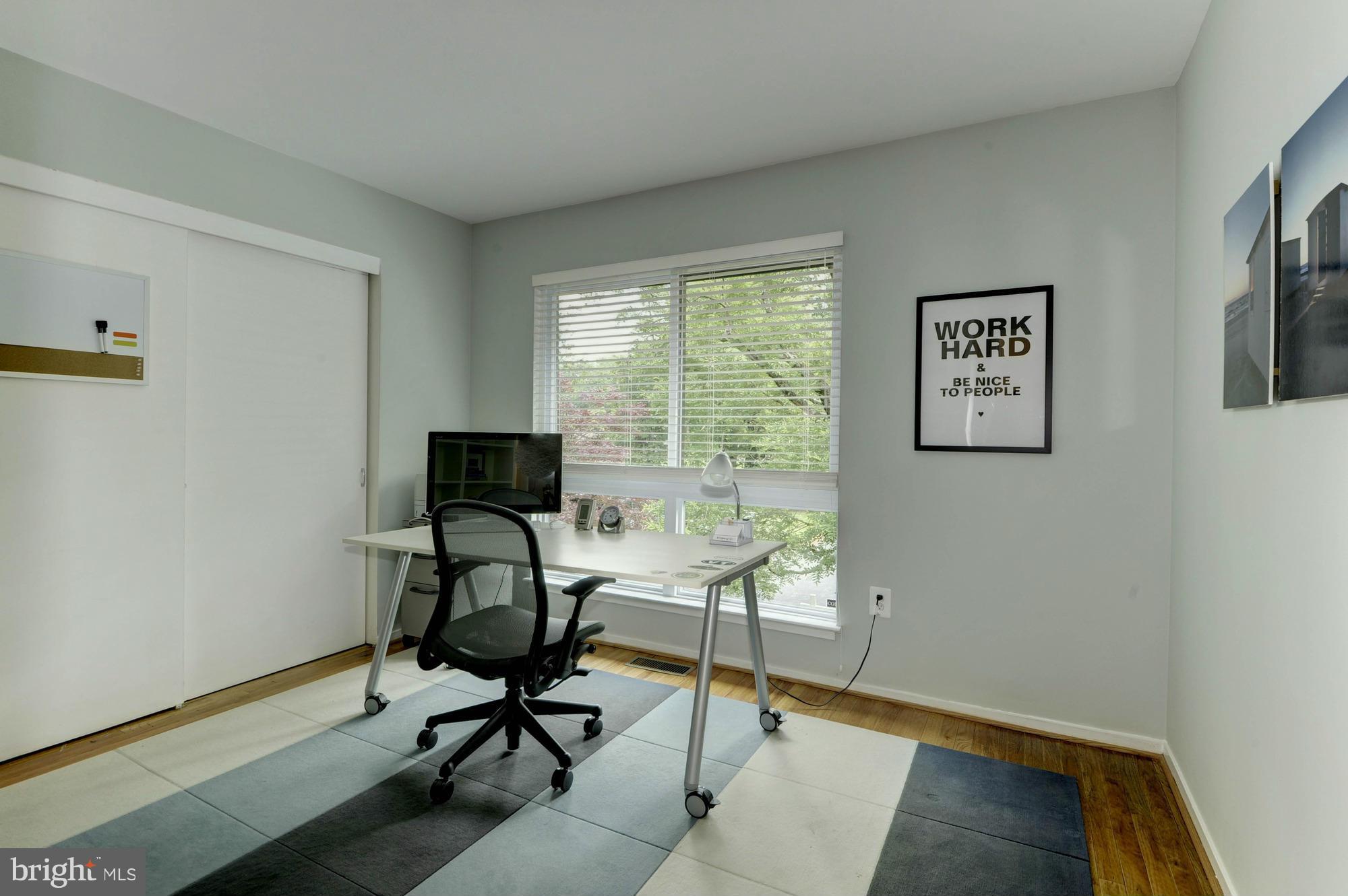 11710 Indian Ridge Road Reston, VA 20191 - Photo 20 of 30 Bedroom 3