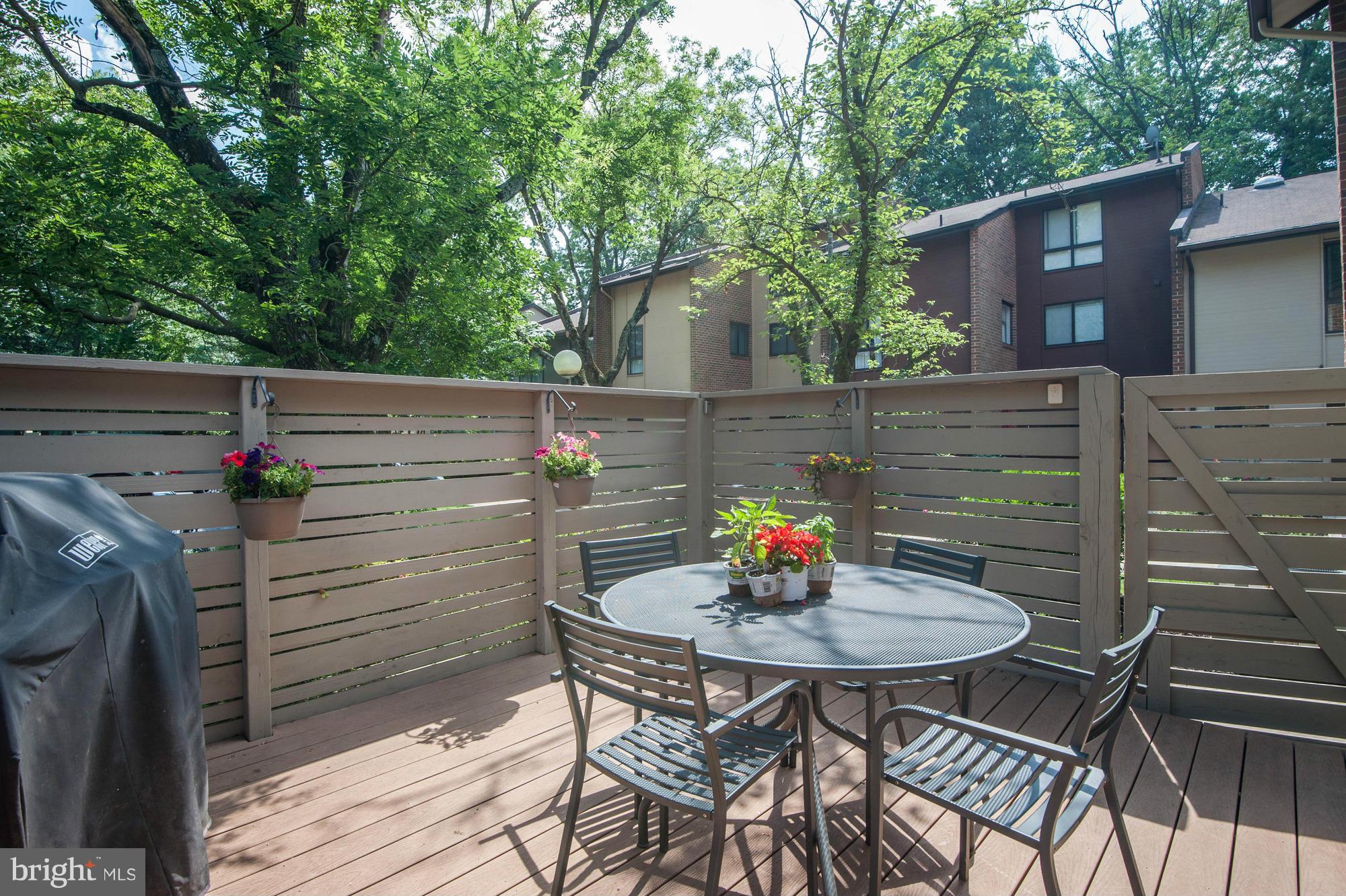 11710 Indian Ridge Road Reston, VA 20191 - Photo 30 of 30 Front Deck