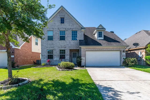 $2,575 | 10022 Lynnwood Drive, Baytown, TX 77521