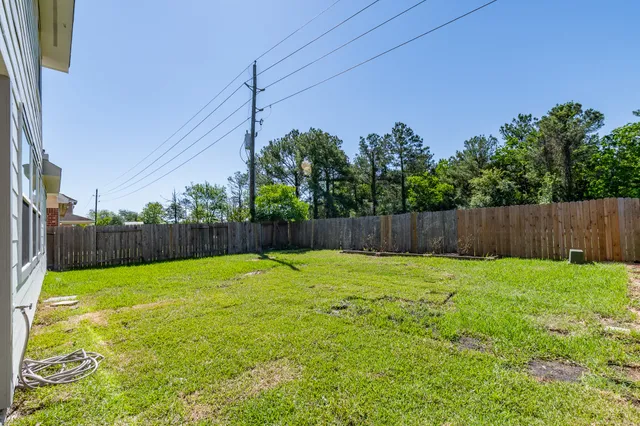 $2,575 | 10022 Lynnwood Drive, Baytown, TX 77521