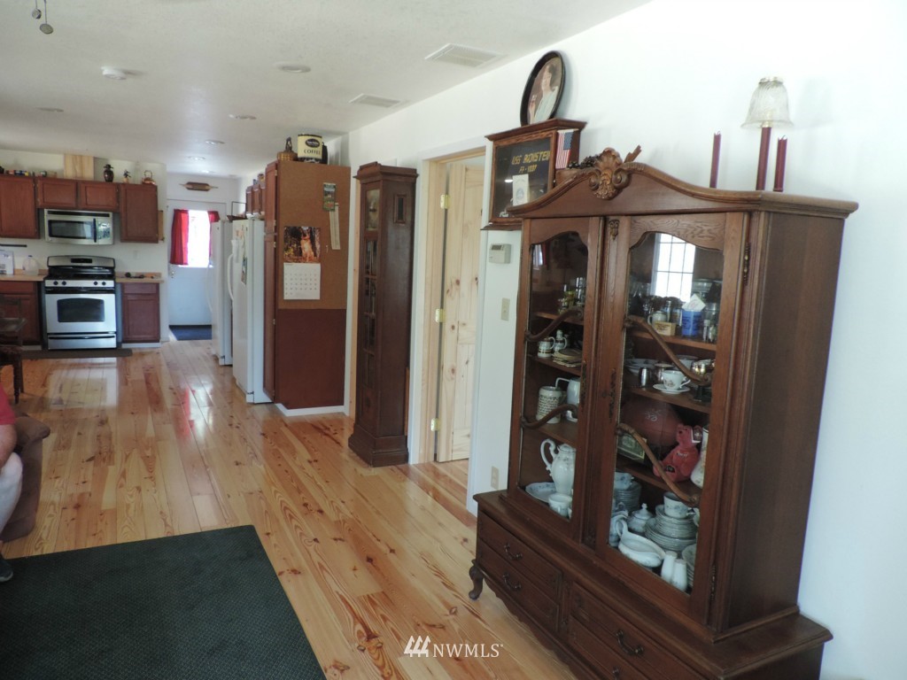 40 Pine Chee Road Oroville, WA 98844 - Photo 8 of 18