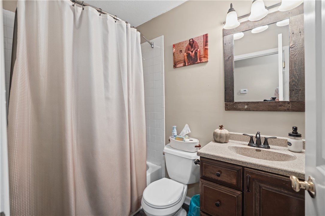 1304 Patterson Road Sullivan, IL 61951 - Photo 19 of 25 Gallery Image 19