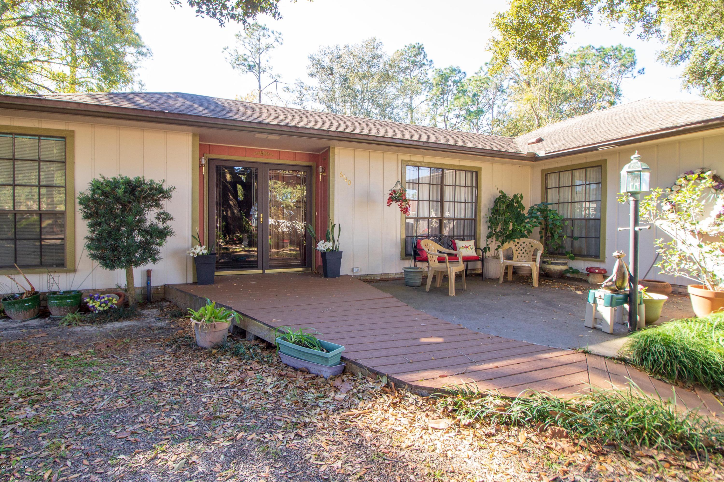 6140 Duclay Road Jacksonville, FL 32244 - Photo 4 of 53 Entrance