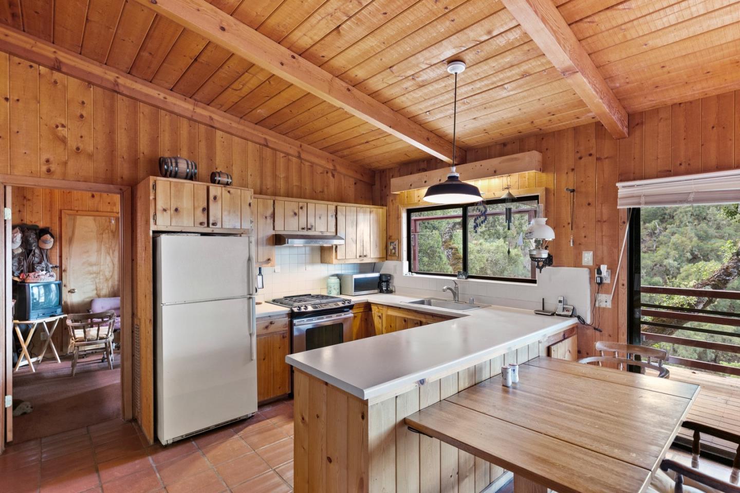 21446 Laurel Spring Road Carmel Valley, CA 93924 - Photo 8 of 34 Gallery Image 8