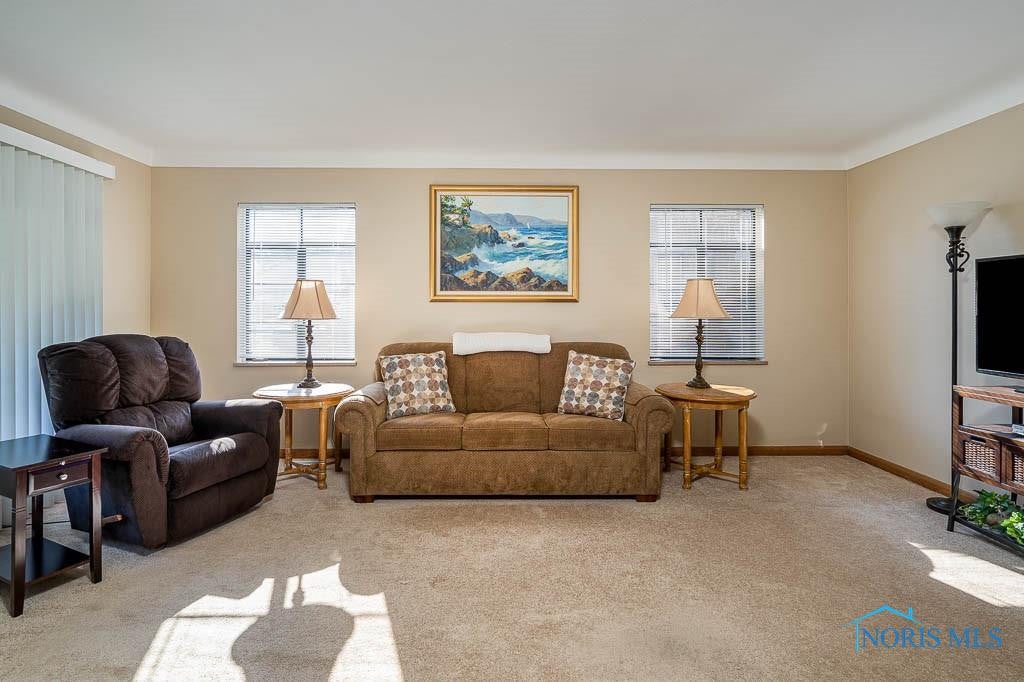 3939 Elmhurst Road Toledo, OH 43613 - Photo 8 of 37 Gallery Image 8