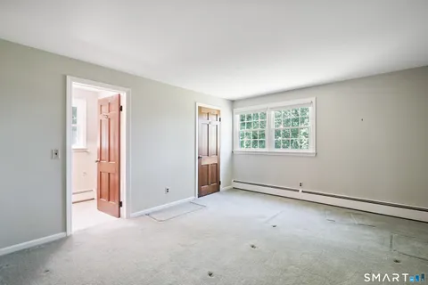 $899,000 | 170 Sky Meadow Drive, Stamford, CT 06903