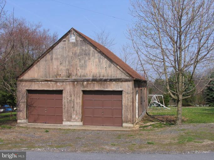 4938 Pleasant Grove Road Reisterstown, MD 21136 - Photo 8 of 29 Garage 1