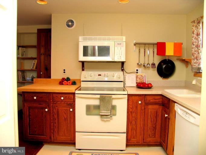 4938 Pleasant Grove Road Reisterstown, MD 21136 - Photo 9 of 29 Kitchen #2