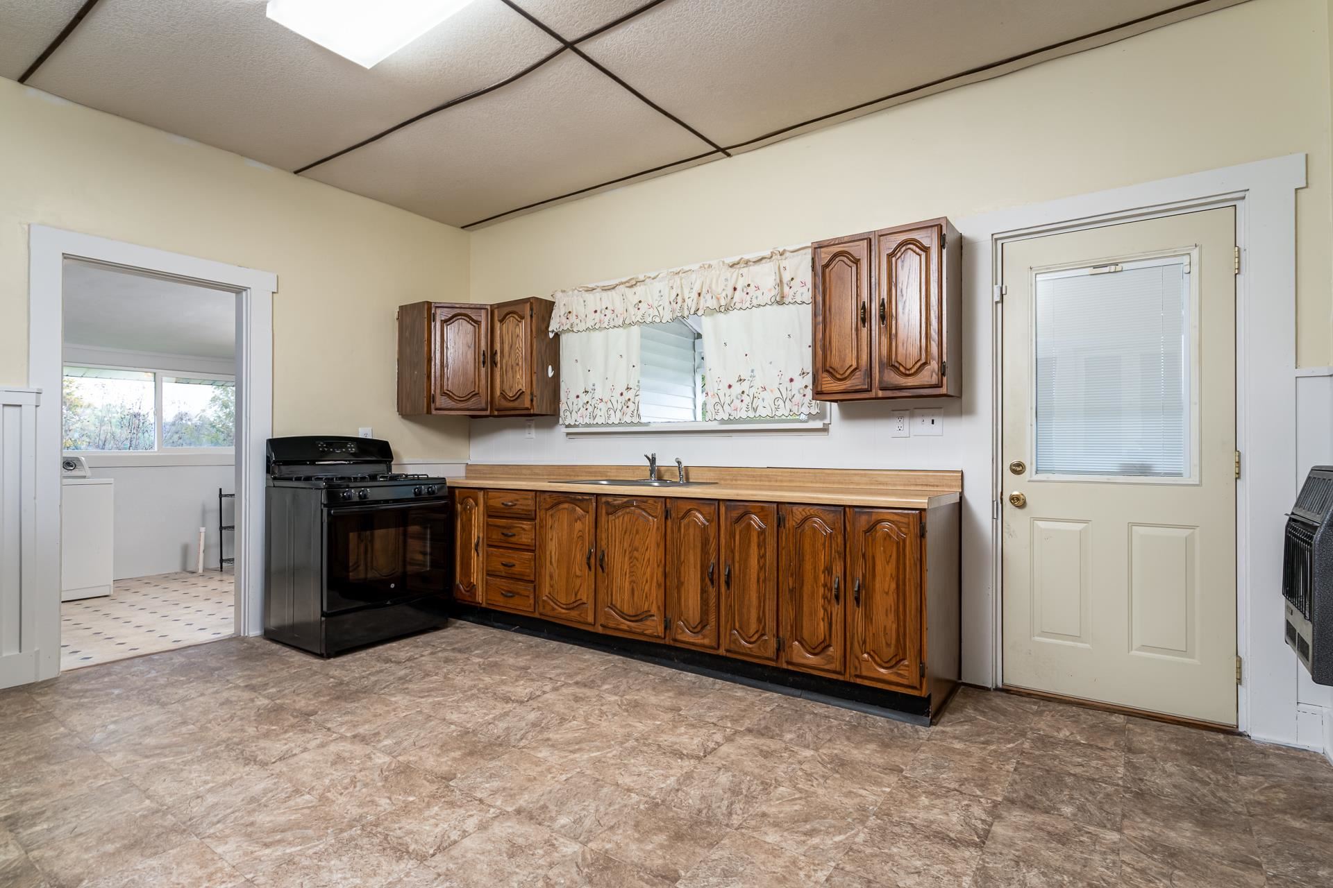7404 New Hope Road Spencer, IN 47460 - Photo 10 of 34 Gallery Image 10