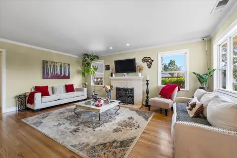 $2,798,888 | 226 San Mateo Avenue, Los Gatos, CA 95030
