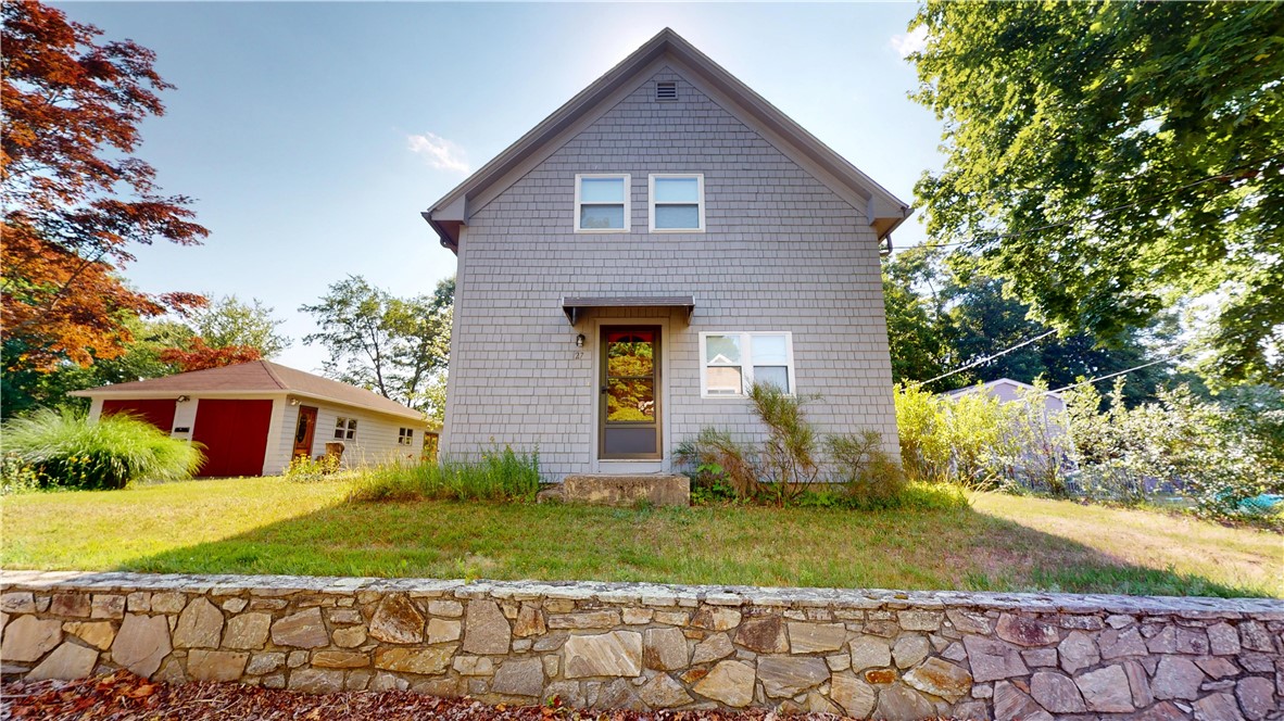 25 Phillip Street Coventry, RI 02816 - Photo 1 of 45