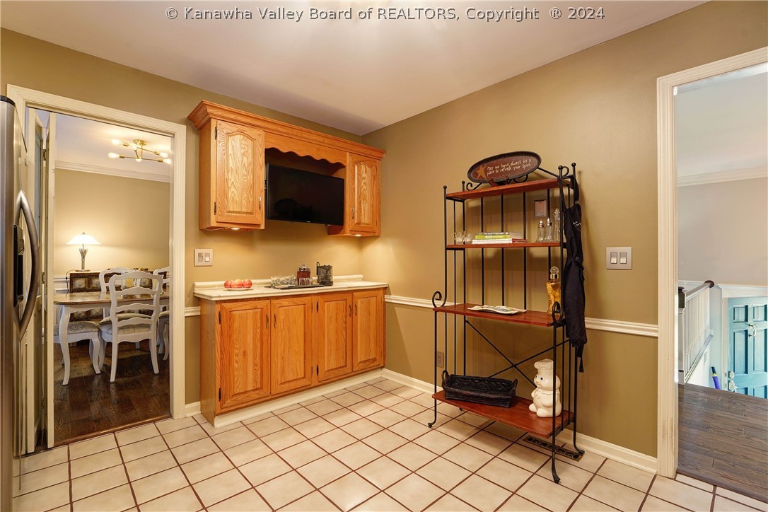 1422 Mt Vernon Road Charleston, WV 25314 - Photo 6 of 33 Gallery Image 6